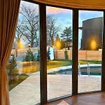 Dream River Szálloda